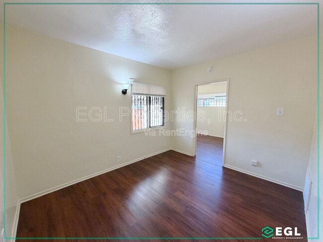 Building Photo - 4861 W 23rd St