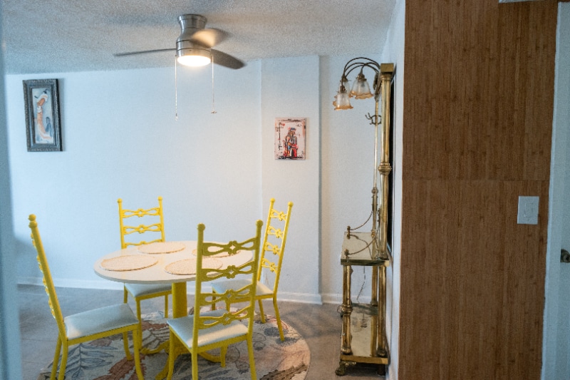 Building Photo - 1418 Collins Ave