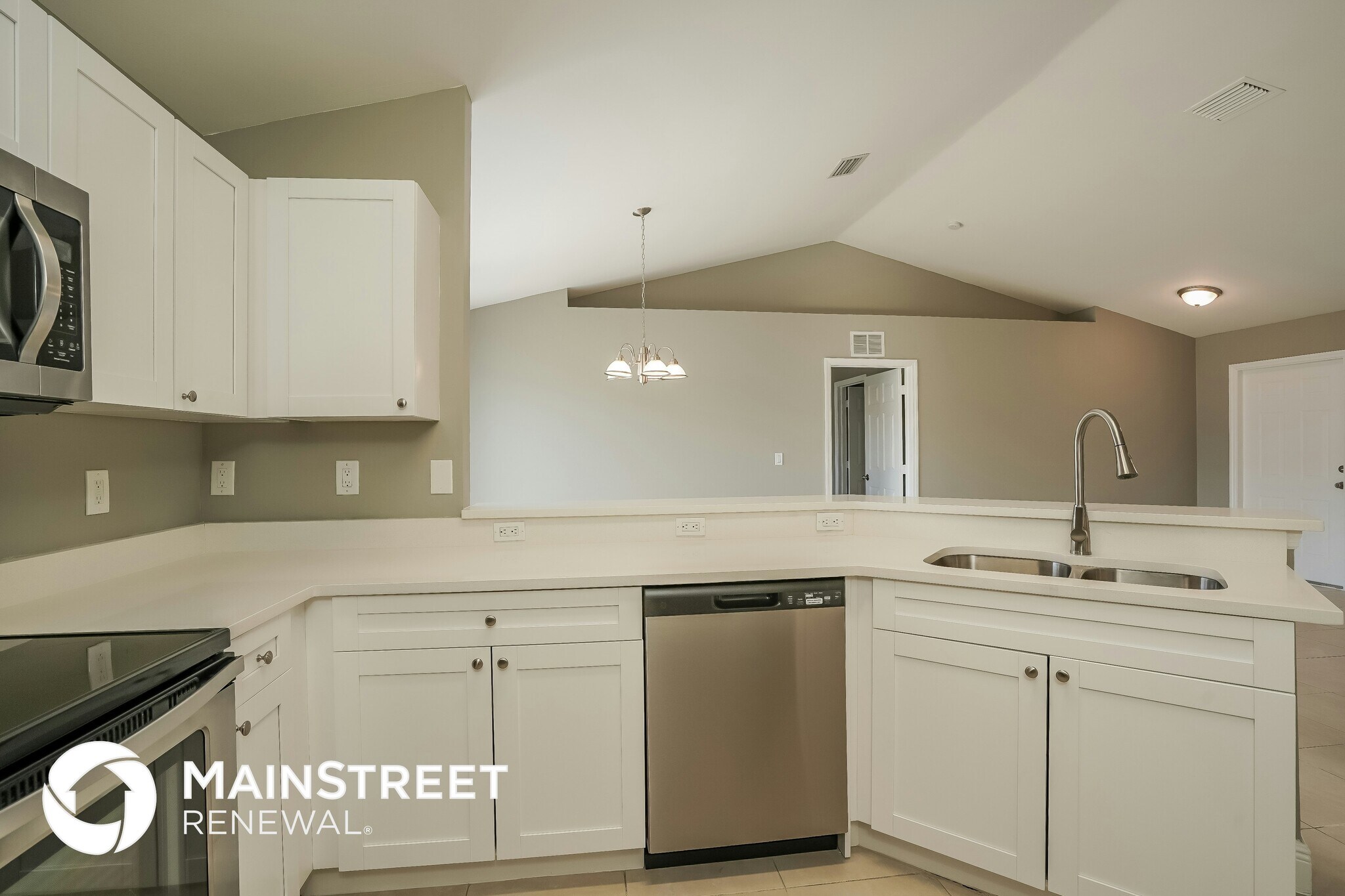 Building Photo - 2701 36th St SW