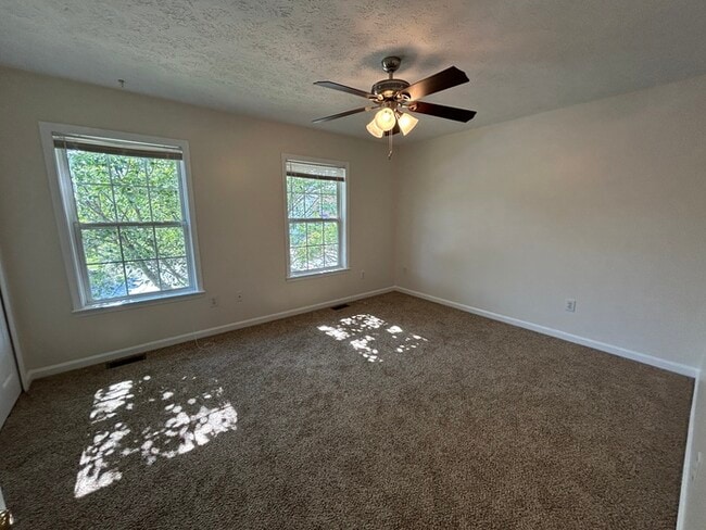 Building Photo - 9917 W Midland Way