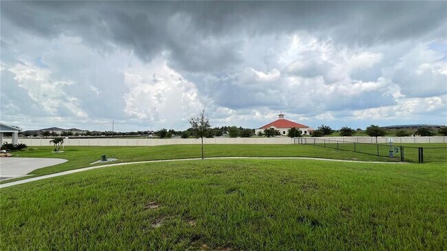 Building Photo - 1343 Lassen St