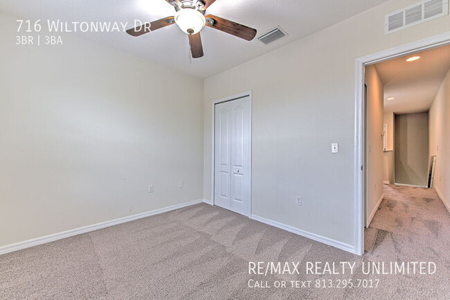 Building Photo - 716 Wiltonway Dr