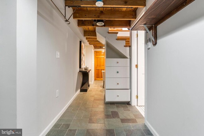 Building Photo - 1035 Cecil Pl NW