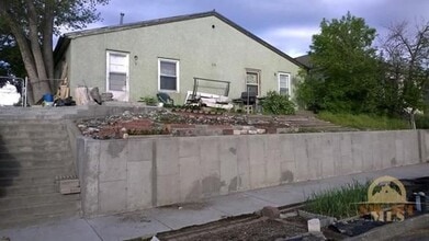 Building Photo - Malbec 4-Plex