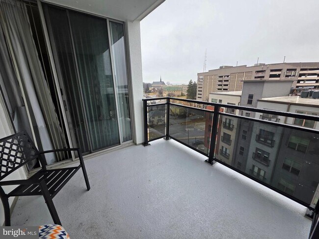 Building Photo - 28 Allegheny Ave