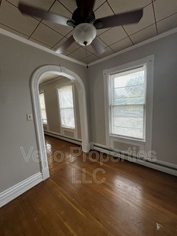 Building Photo - 1850 8th Ave