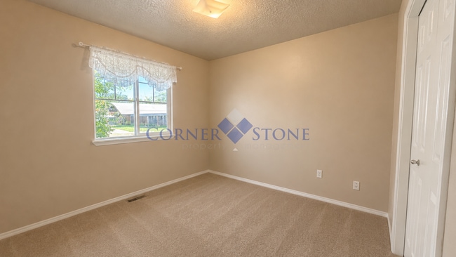 Building Photo - Fantastic Home In Nampa!
