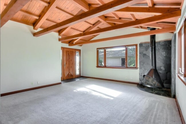 Building Photo - 623 Paco Dr