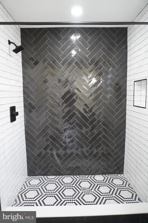 Building Photo - 8107 Spruce Mill Dr