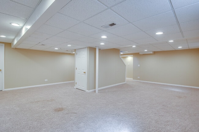 Building Photo - 3631 Falkner Dr
