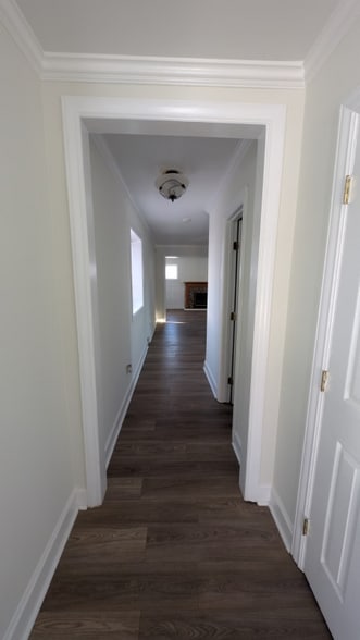 Building Photo - 820 Chestnut St