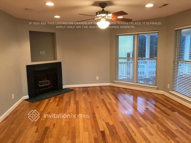 Building Photo - 203 Wolf Creek Ln