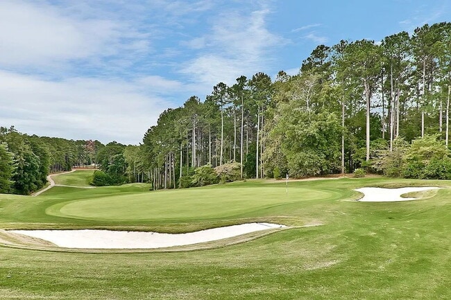 Building Photo - 4 Bedroom home Keowee Key Community