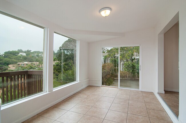 Building Photo - LIVE IN LA JOLLA!  LOVELY LA JOLLA HOME WI...