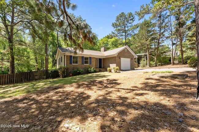 Building Photo - 24 Spring Lake Dr