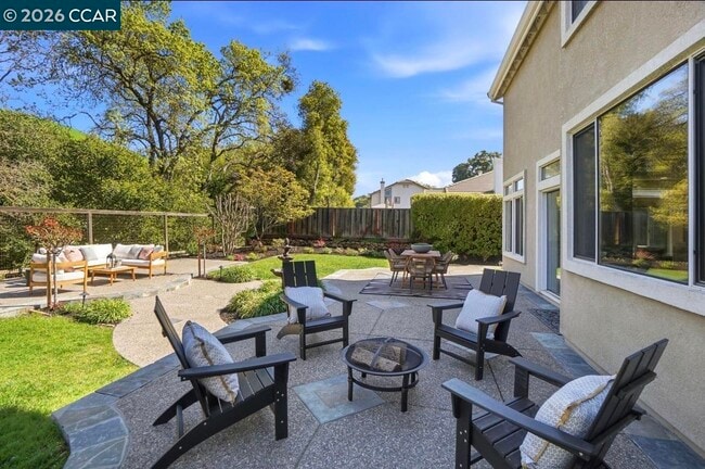 Building Photo - 1038 McCauley Rd