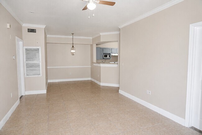 Building Photo - 3701 Castle Pines Ln