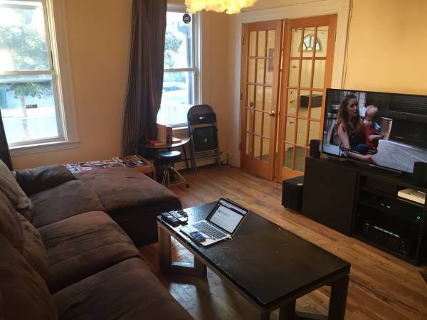 Building Photo - 31 Seattle St