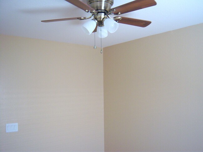 Building Photo - COMING SOON!! 4 BED 3 BATH, 2 CAR GARAGE IN SAN TAN VALLEY