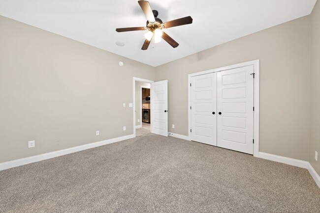 Building Photo - 9027 Cimarron Ct