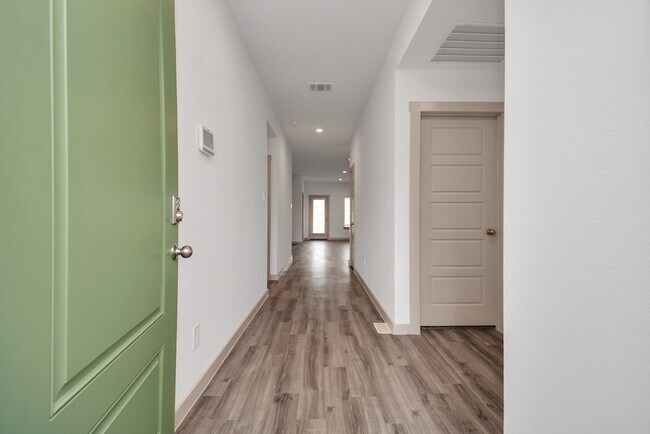 Building Photo - 7810 Brumbly Ln