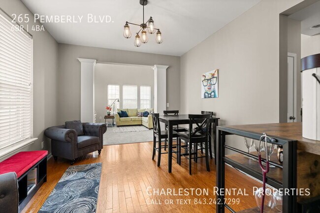 Building Photo - 265 Pemberly Blvd