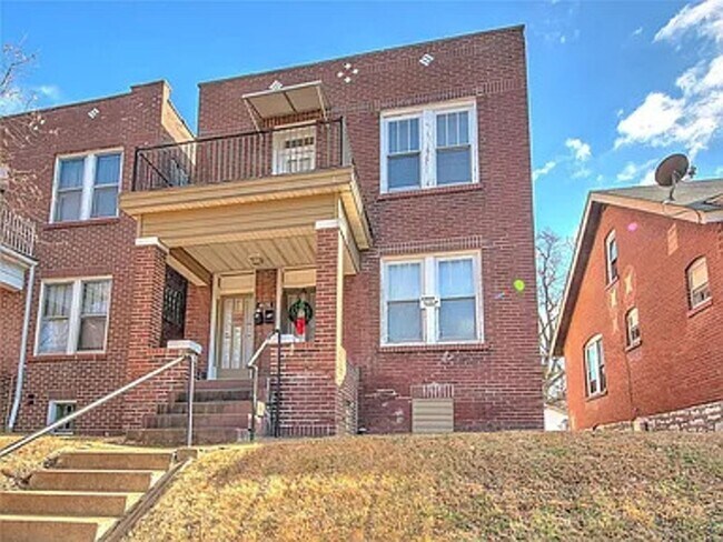 Building Photo - 4628 S Compton Ave