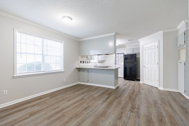 Primary Photo - 3 Bedroom/2 Bath Home in Remerton