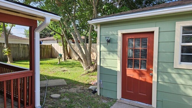 Building Photo - 11307 Sageheather Dr