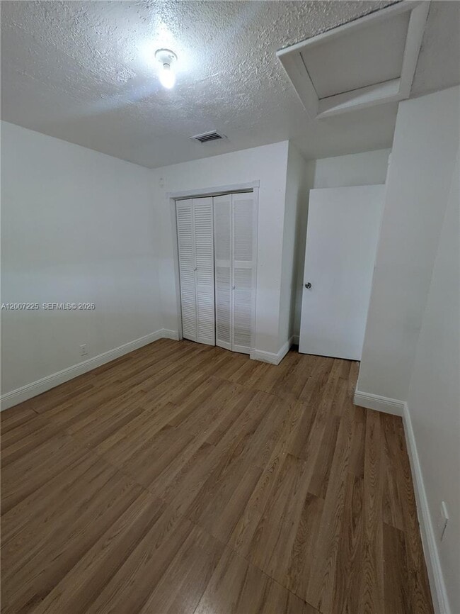 Building Photo - 8033 NW 41 Ct