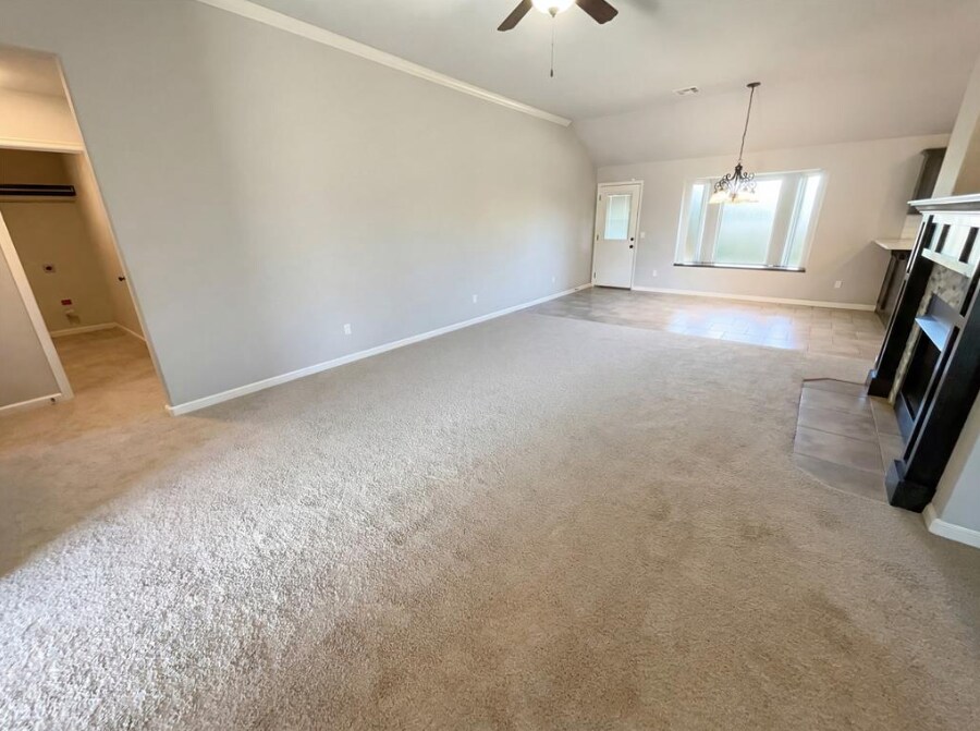 Building Photo - 11017 NW 95th St