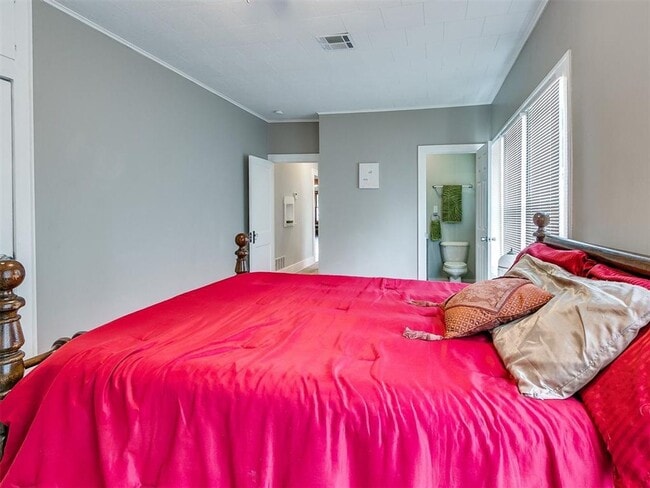 Building Photo - Remodeled 3 Bedroom Bungalow in OKC's Plaz...