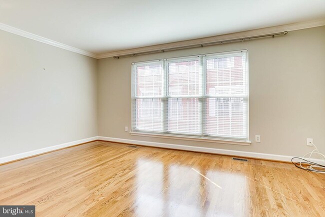 Building Photo - 1706 S Edgewood St
