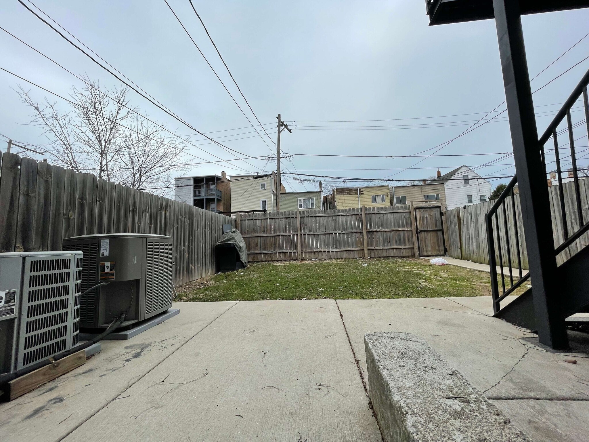 Building Photo - 1829 S Kedzie Ave