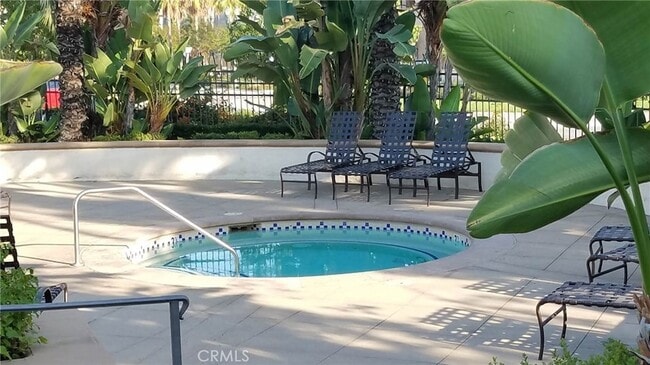 Building Photo - 908 N Acacia Ct