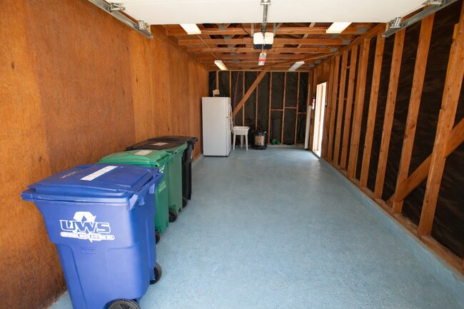 Building Photo - Great Townhome located in the 4S ranch next to Westwood elementary