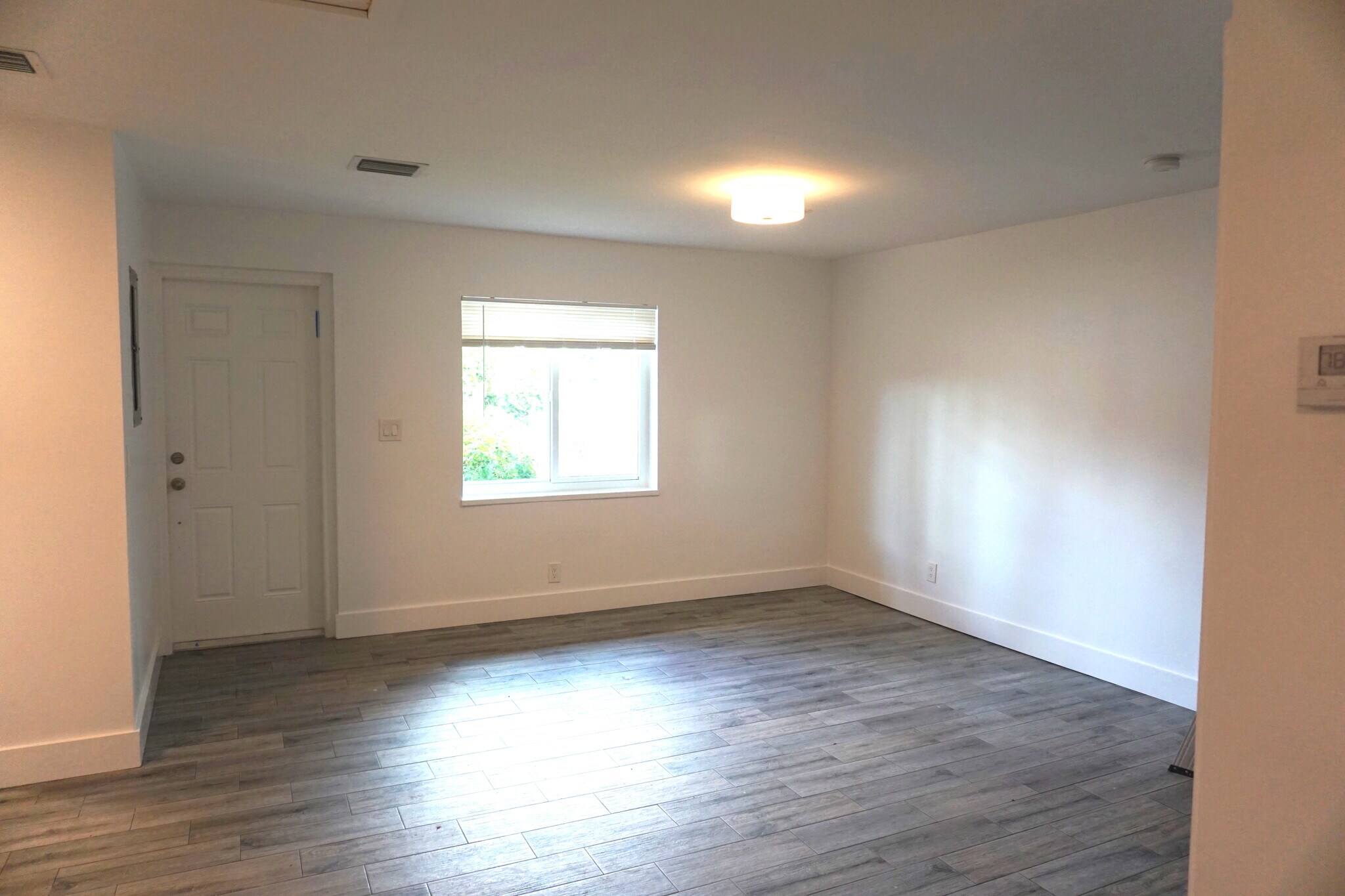 Living Room - 1529 Arthur St