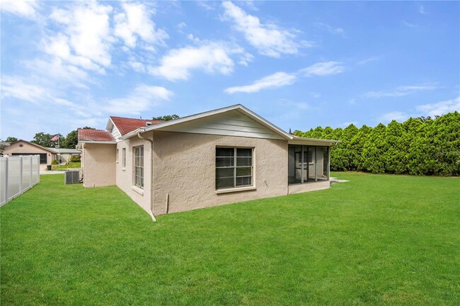 Building Photo - 8303 Broken Willow Ln