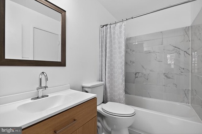 Building Photo - 10313 Bridgetown Pl