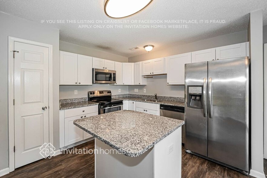 Building Photo - 915 Jordans Pond Ln