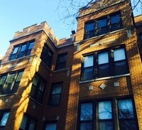 Building Photo - 651 E 50th Pl