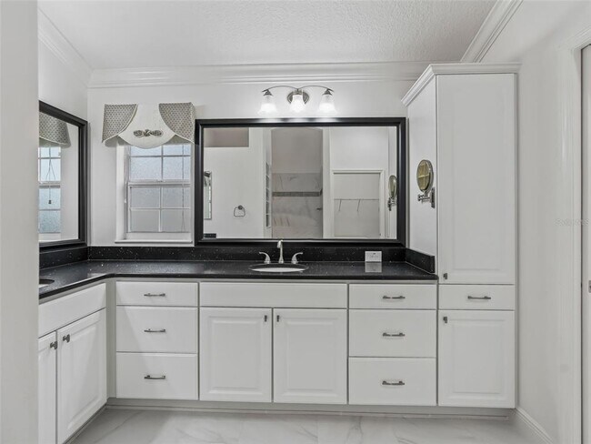 Building Photo - 3556 Mistletoe Ct