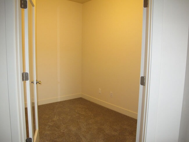 Building Photo - Pending Application!