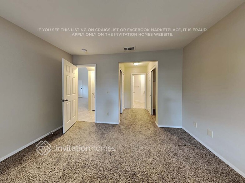 Building Photo - 7520 Hickory Hills Dr