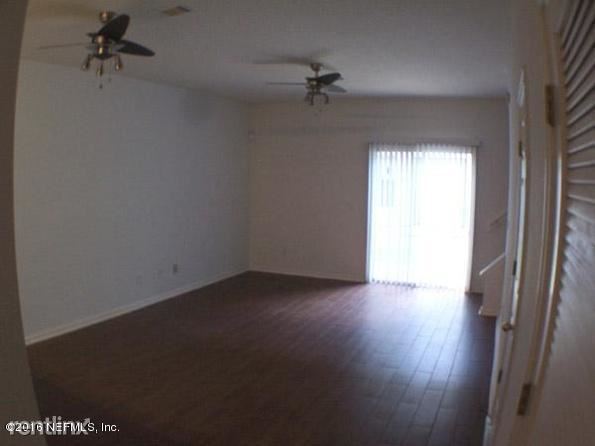 Building Photo - 2 br, 2.5 bath Condo - Timothy Landing