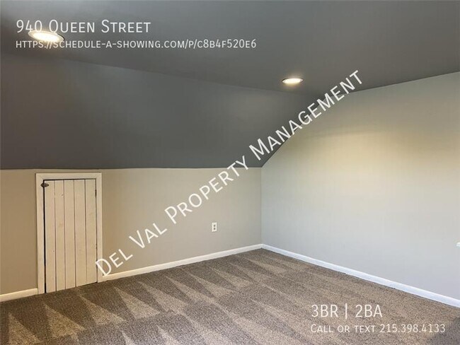 Building Photo - 940 Queen St