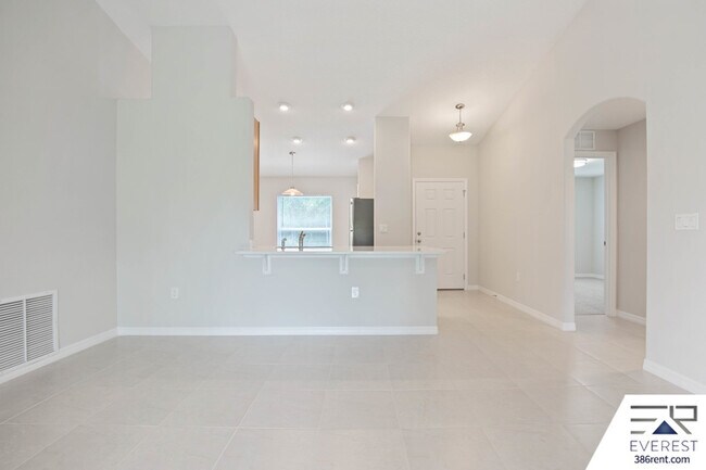 Building Photo - 22 Prince Eric Ln