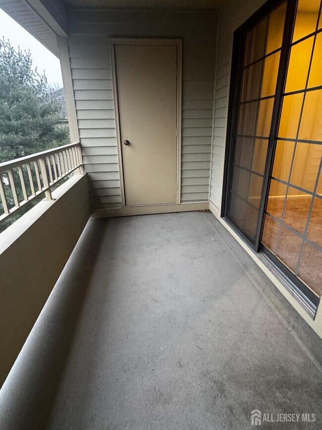 Building Photo - 1109 Stoneridge Cir