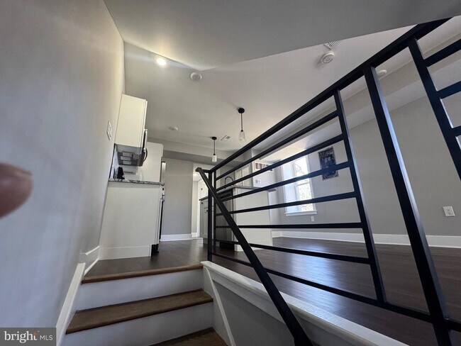 Building Photo - 334 Church Rd