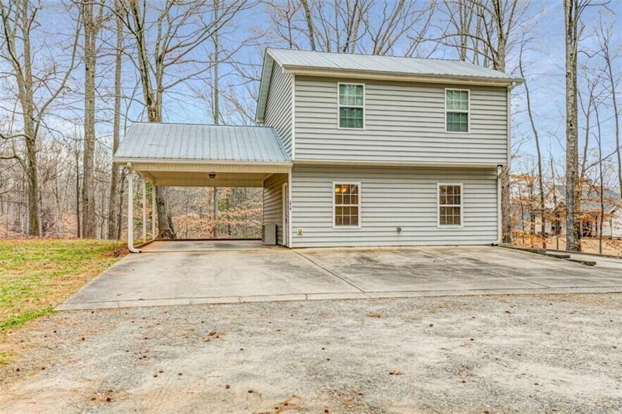 Building Photo - 2535 Hickory Rd